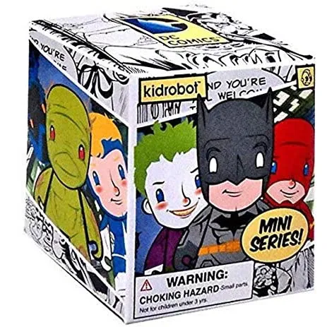Kidrobot DC Universe Mini Series: (1 Blind Box)